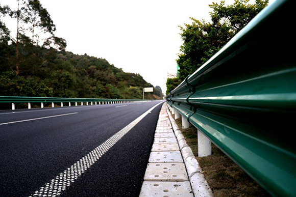 辽宁高速公路护栏的常用类型